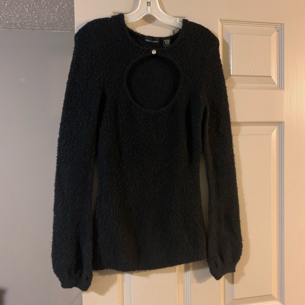 MODA International keyhole sweater